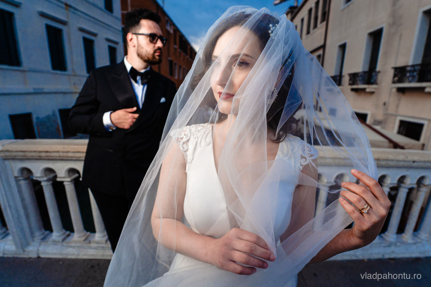 Image gallery image